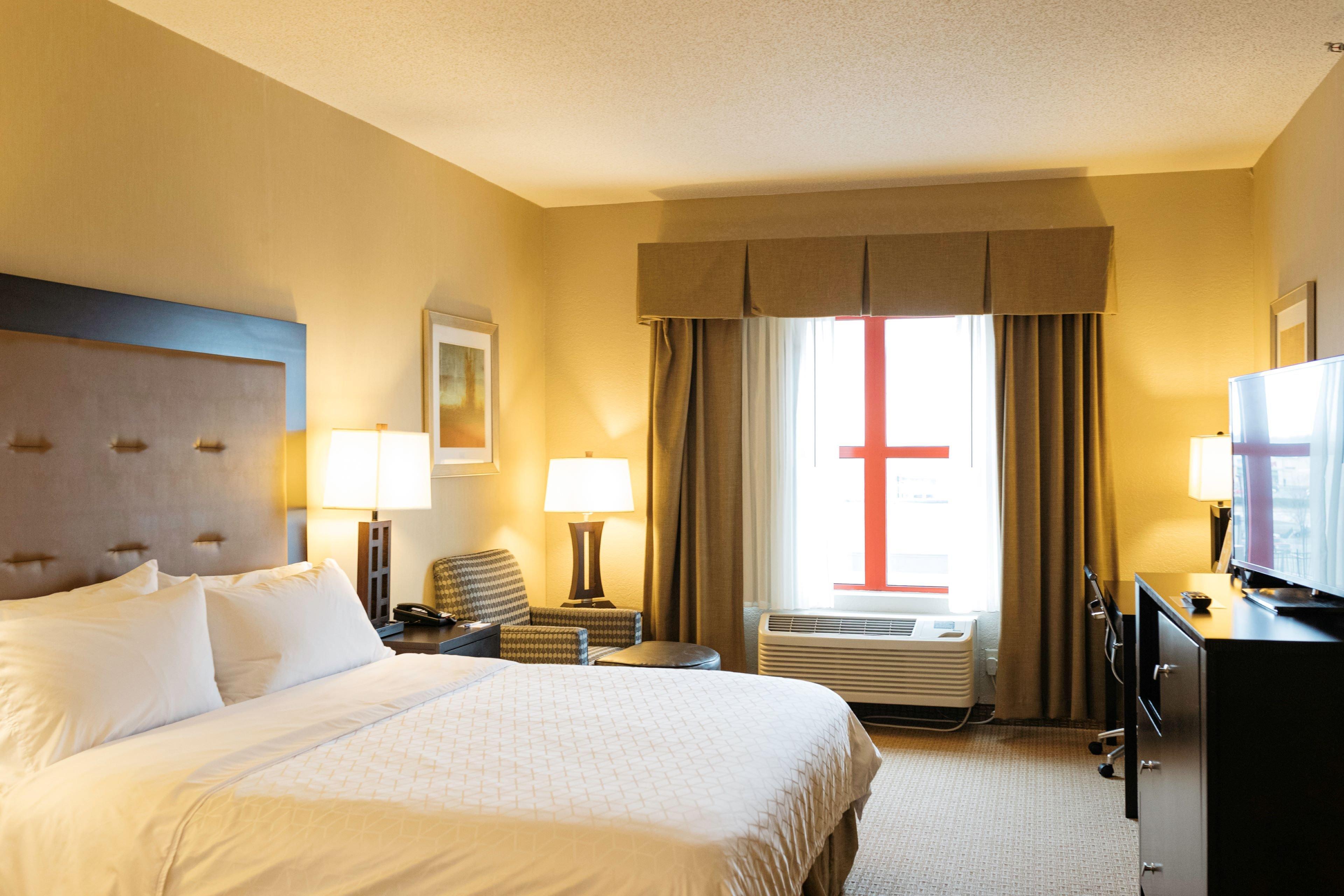 Express & - North By Ihg 2* Olathe