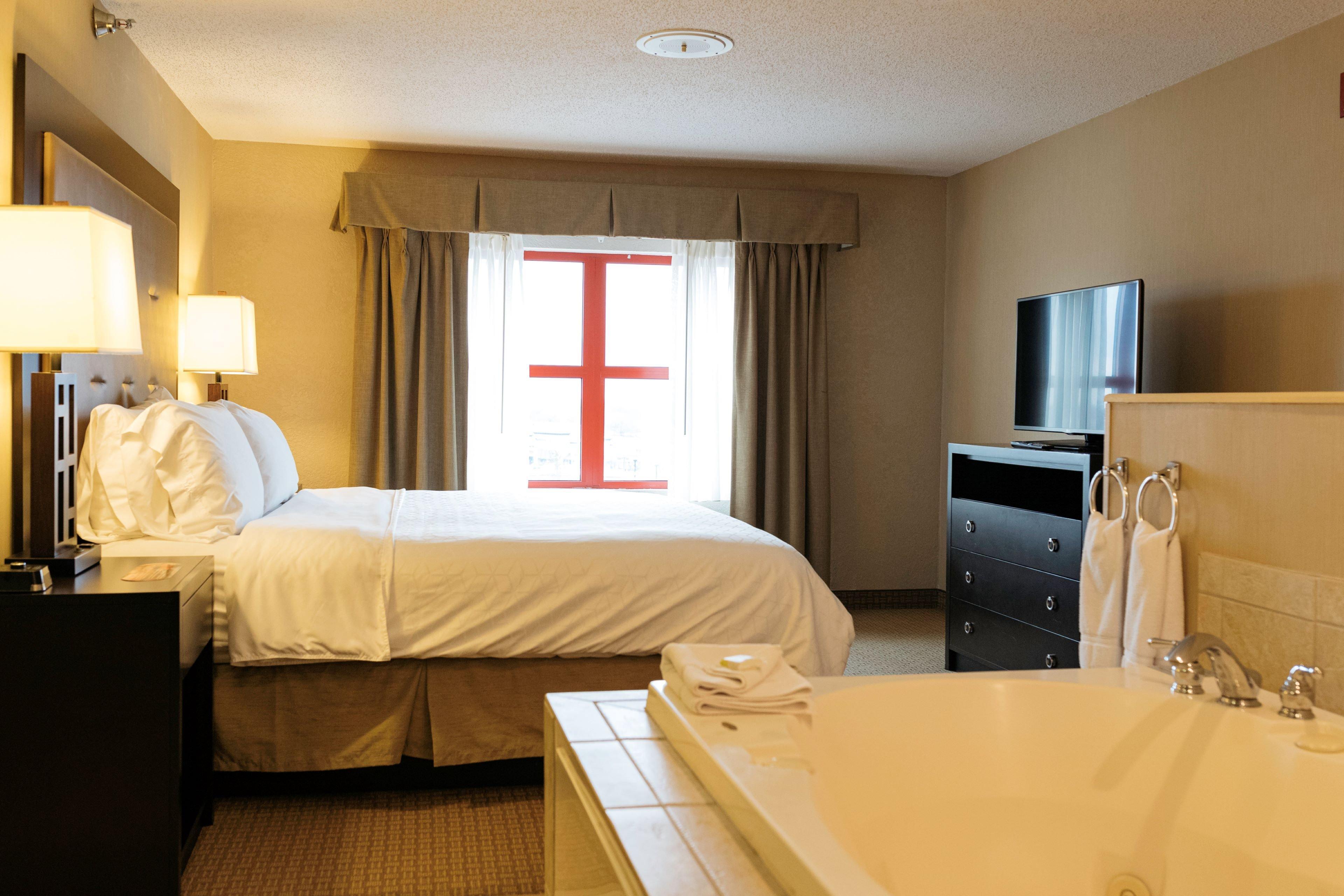 Express & - North By Ihg 2*